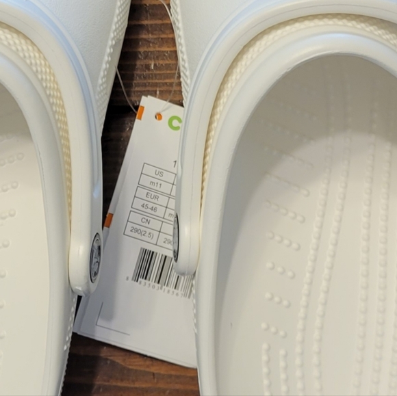 Crocs - Picture 4 of 4